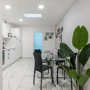  Apartament Chic House